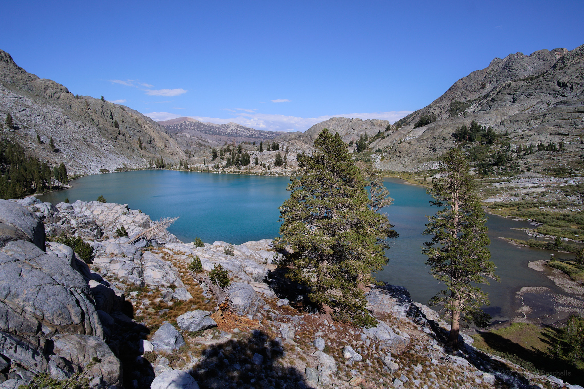 Overview of Lake Ediza