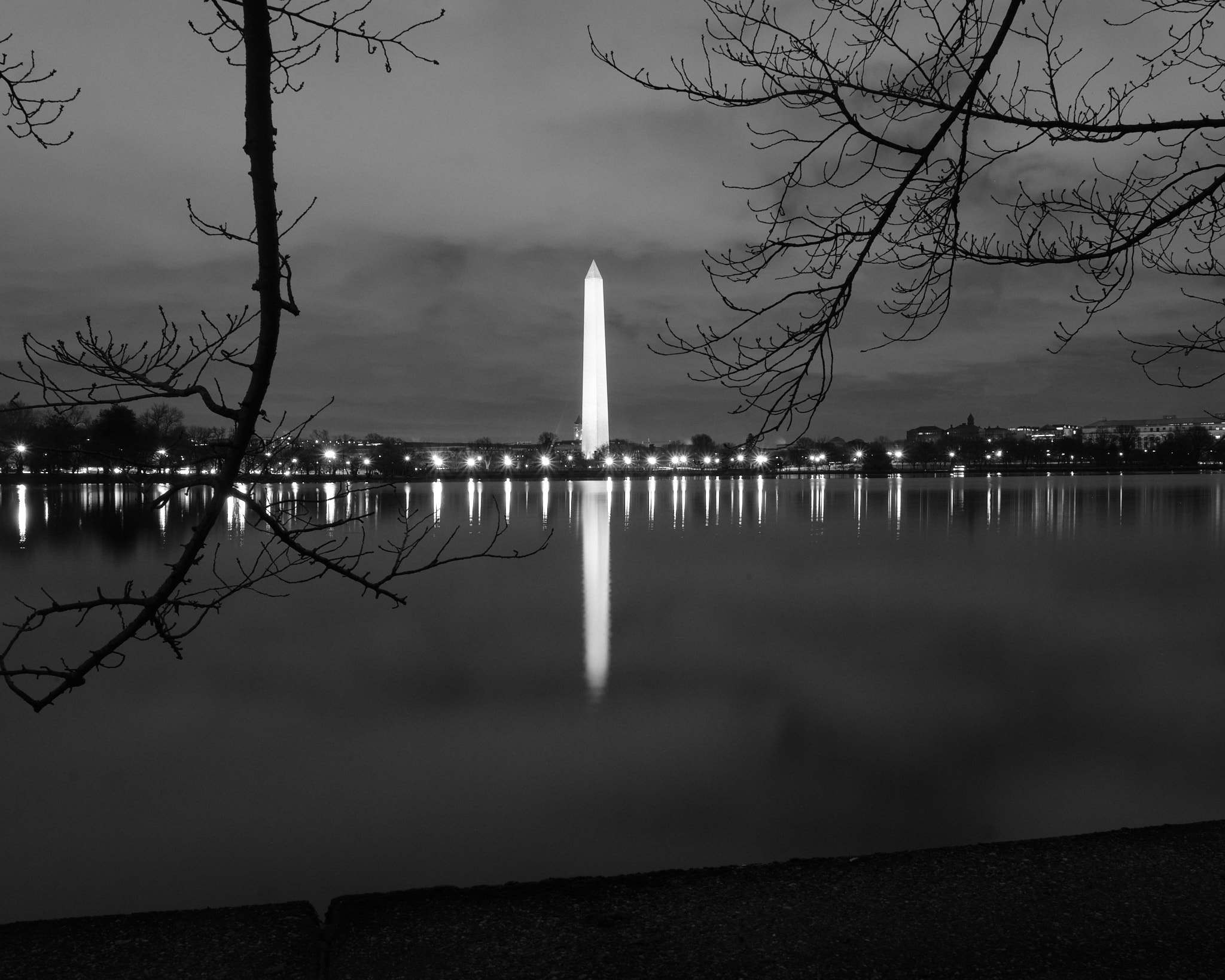 &lt;# Washington Monument reflected in the Tidal Basin  #&gt;