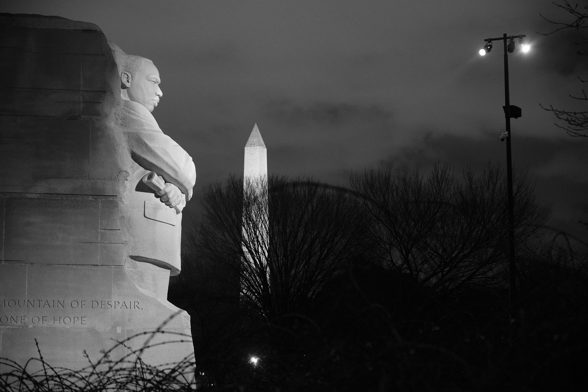 &lt;# MLK statue and Washington Monument  #&gt;