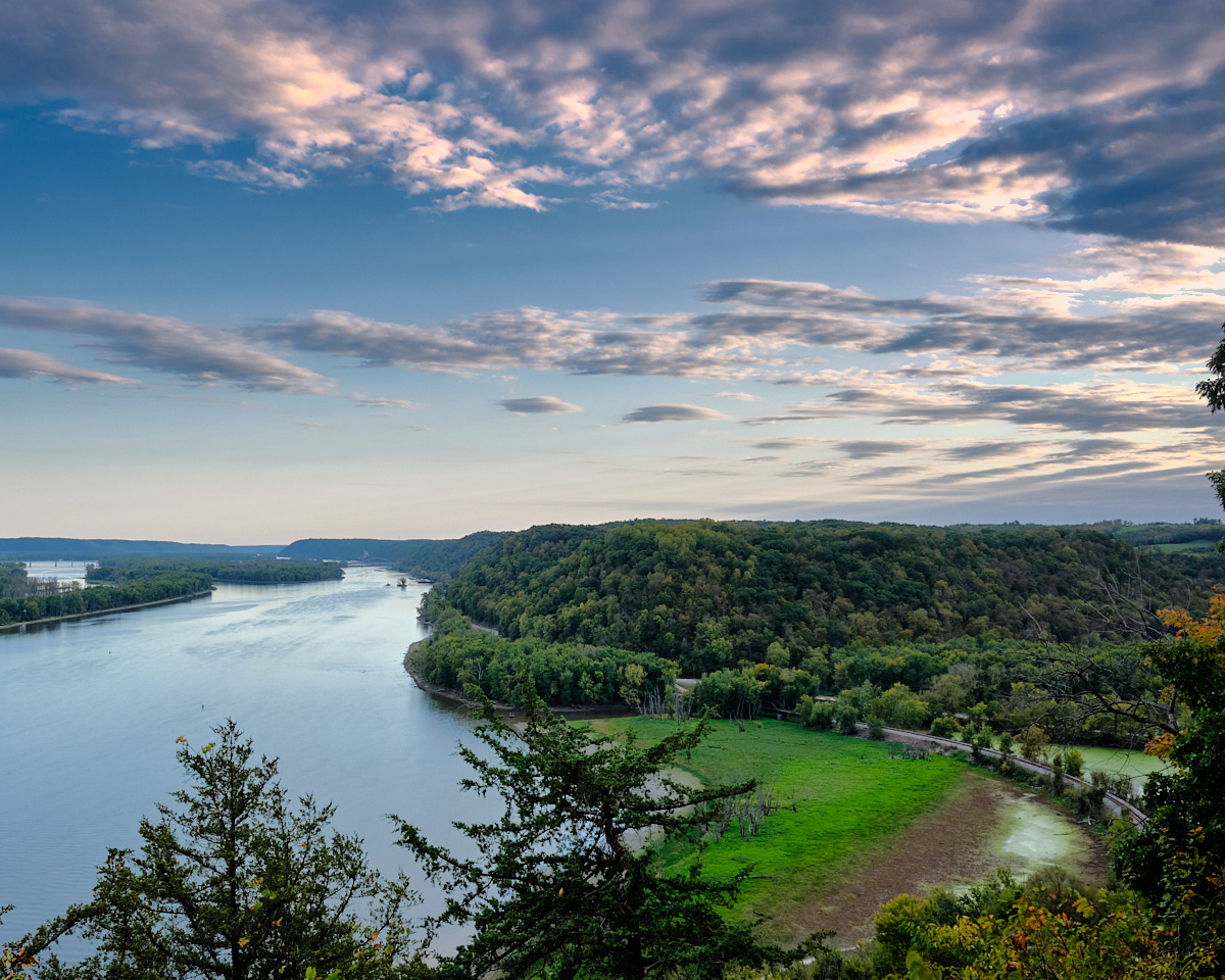 <# View of the river from up high #>